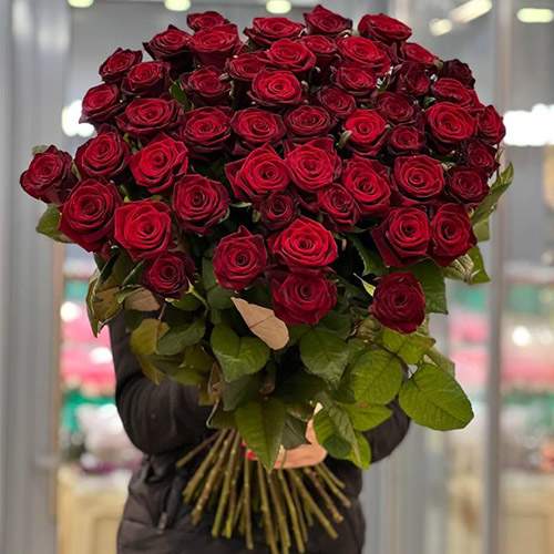 фото товару 51 червона троянда